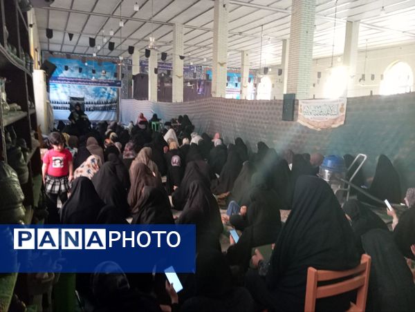 محفل نورانی دعای عرفه در حاجی‌‌‌آباد