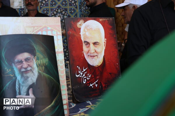 حال و هوای چایخانه حرم امام رضا علیه السلام برای تشییع رهبر شهید