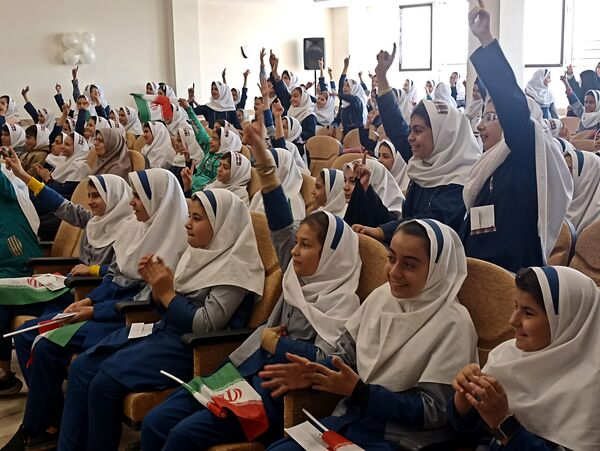 برگزاری آیین جشن عاطفه‌ها در زنجان 
