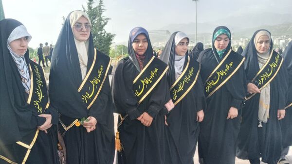 جشن باشکوه روز دختر در یاسوج به مناسبت میلاد حضرت معصومه (س) و دهه کرامت