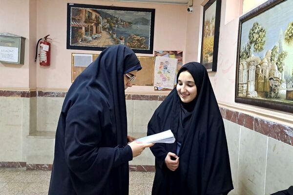  مسابقات قرآن و عترت دانش‌آموزی با حضور پرشور آینده‌سازان