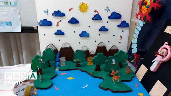 نمایشگاه جابربن‌حیان در دبستان سما ۴