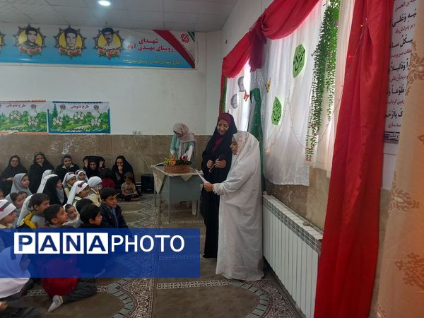 جشن مادر و دختری  در مدرسه تکتم خلیل آباد 