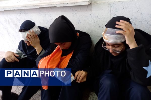 مانور زلزله در دبیرستانه دخترانه شاهد فیض ناحیه 3 شیراز