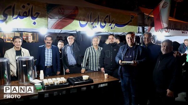 حضور خردسالان و نوجوانان در قیام سی‌وهشتم