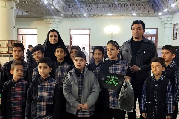 حضور دانش‌آموزان ناحیه دو شهرری در مراسم نوگلان فاطمی