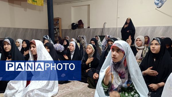 آیین معنوی اعتکاف دانش‌آموزان دختر مسجد سیدالشهدای یاسوج