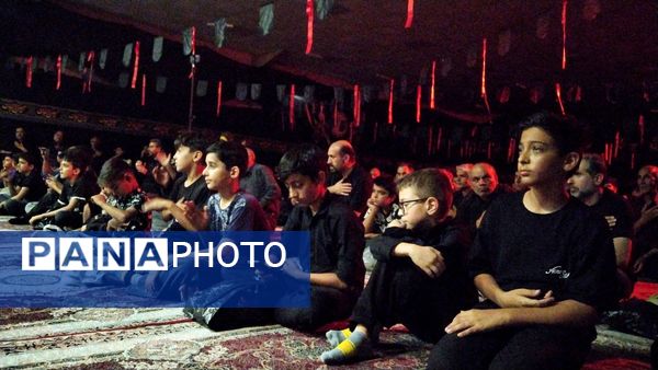 مراسم شب هشتم محرم در  هیئت فرهنگیان 