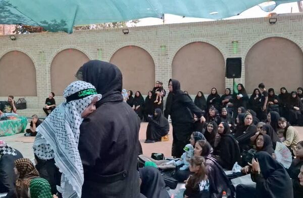 برگزاری مراسم شیرخوارگان حسینی در شهر بادرود 