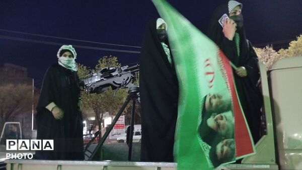  حضور مردم بروجن در یادبود روز دختران میناب