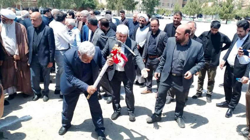 هر ماه کلنگ‌زنی یک مدرسه در قم