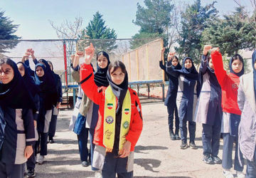 برگزاری اردوی پیشتازان دخترانه بروجرد در دل طبیعت اردوگاه فیال