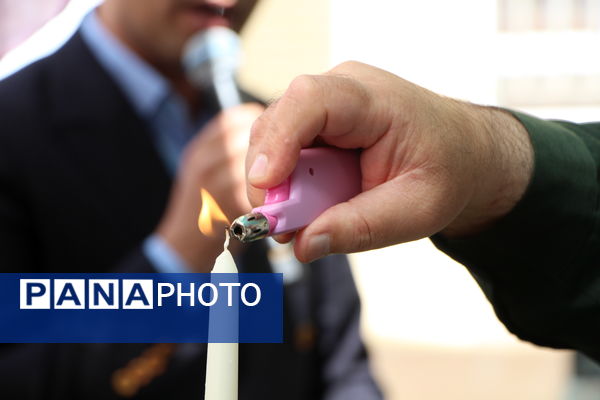 برگزاری یادواره شهدای منا و جنگ ۱۲ روزه در مدرسه شاهد نیک اندیشان