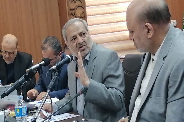 نشست مشترک اعضای کمیسیون آموزش و تحقیقات مجلس، مدیران آموزش و پررش استان خراسان رضوی و وزیر آموزش وپرورش در مشهد