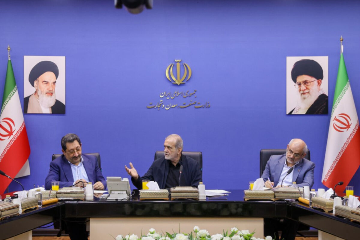 در تهران و فلات مرکزی ایران نباید مجوز هیچ صنعت آب‌بری داده شود