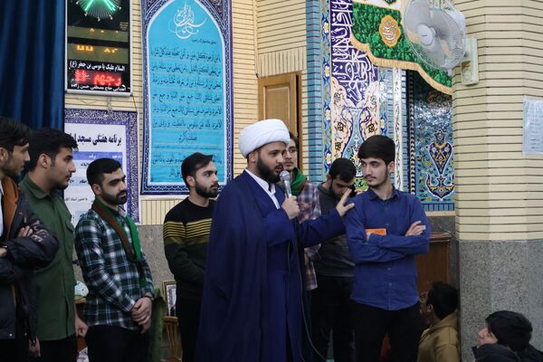 مراسم اعتکاف در مسجد موسی بی جعفر ( ع) 