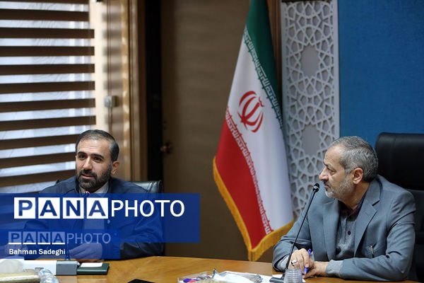 دیدار وزیر آموزش و پرورش با مسئولان اتحادیه انجمن‌های اسلامی دانش‌آموزی سراسر کشور