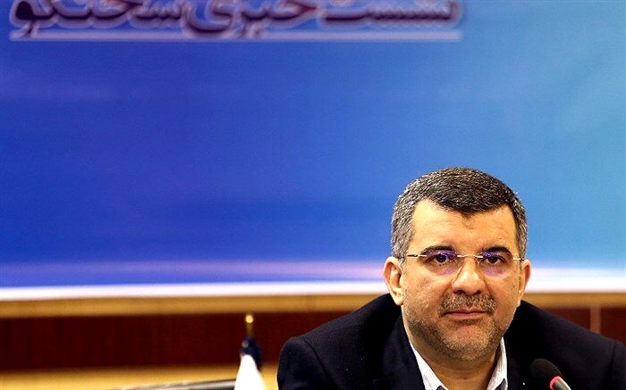 معاون کل وزارت بهداشت:  ۵۴ درصد افرادی که بیمه ندارند، جوانان ۲۰ تا ۴۰ ساله‌اند