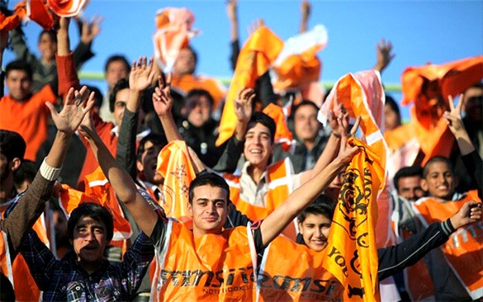بیانیه باشگاه مس کرمان درباره لغو بازی با تراکتور: چرا برای تکریم تیم ملی امید فقط بازی تراکتور لغو شد
