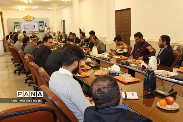 نشست مدیران و نخبگان رسانه استان بوشهر