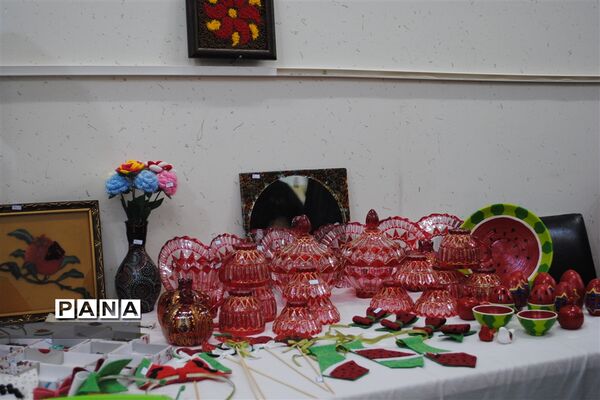 چله بانوی مرزنشین؛ نمایشگاه توانمندی‌های بانوان تایبادی
