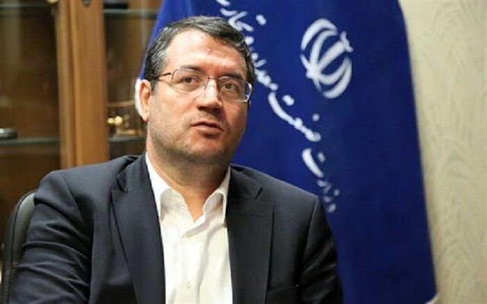 وزیر صمت: از سال‌های آینده باید به فکر صادرات چادر باشیم