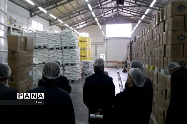 بازدید معاون تربیت بدنی و سلامت و روسای ادارات آموزش و پرورش آذربایجان شرقی ازمحصولات غذایی نظری