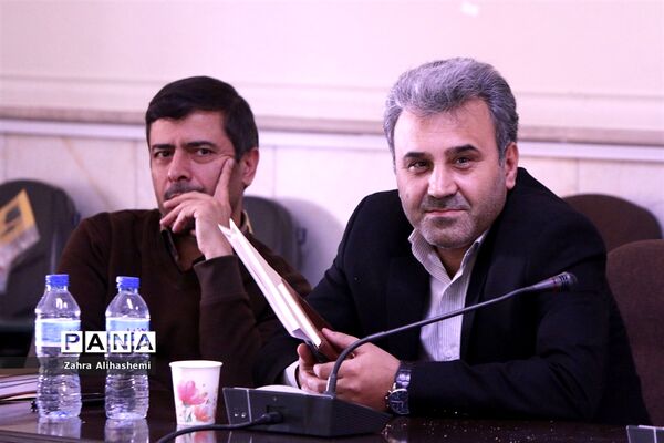 جلسه معاونان پرورشی مناطق نوزده گانه شهر تهران