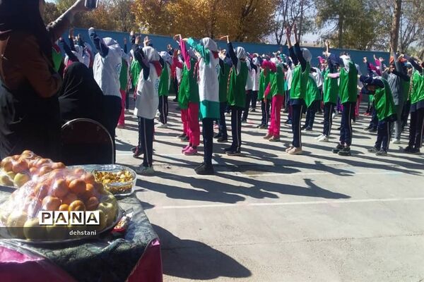 المپیاد ورزشی درون مدرسه‌ای درخاتم