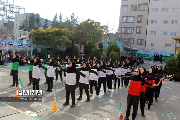 المپیاد ورزشی درون مدرسه‌ای