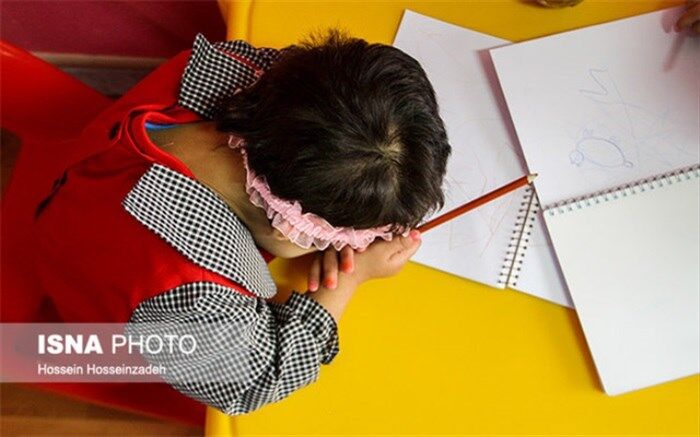 خدمات بهزیستی برای کودکانی که فرزندخوانده نمی‌شوند