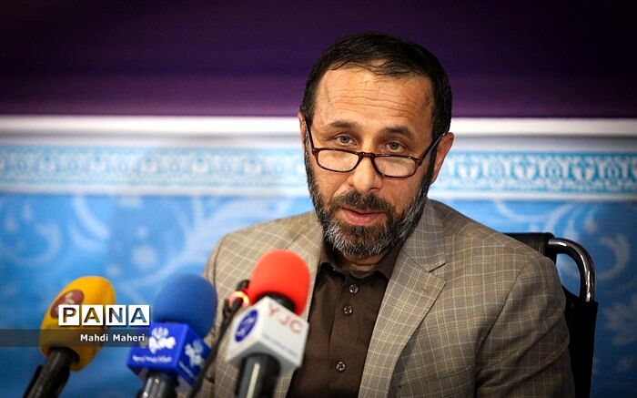 محمدزاده: اختلاف درصد زنان و مردان باسواد ۱۰ تا ۴۹ سال به کمتر از ۲.۸ درصد رسیده است