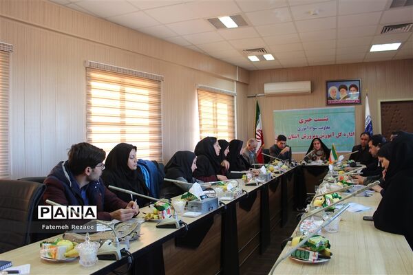 نشست خبری معاون نهضت سوادآموزی اداره‌کل آموزش و پرورش استان زنجان