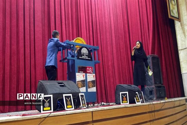 دومین مسابقه سازه‌های ماکارونی در داراب