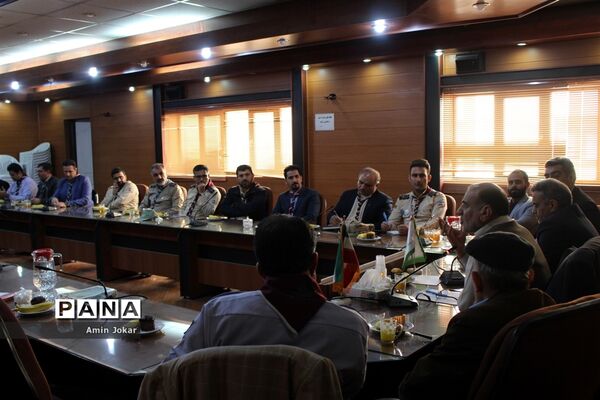 جلسه هم اندیشی سازمان دانش آموزی استان فارس