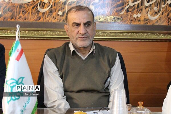 جلسه هم اندیشی سازمان دانش آموزی استان فارس