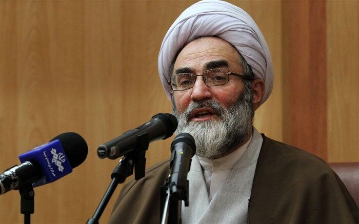معلمان، منابع انسانی ما در تقویت بنیه‌های فرهنگی هستند