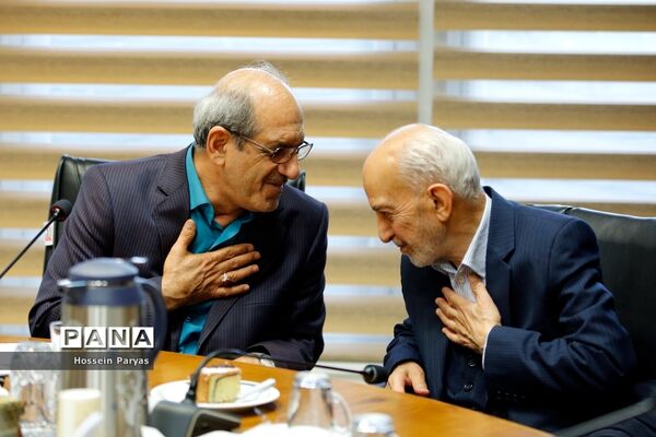 دیدار  اعضای هیات امنای انجمن علمی اولیا و مربیان با وزیر آموزش و پرورش