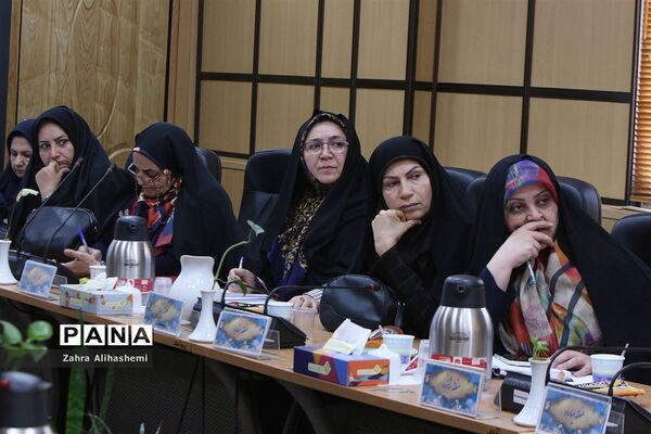 نشست هم اندیشی مشاوران استان تهران