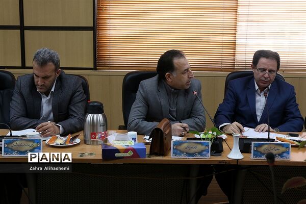 نشست هم اندیشی مشاوران استان تهران
