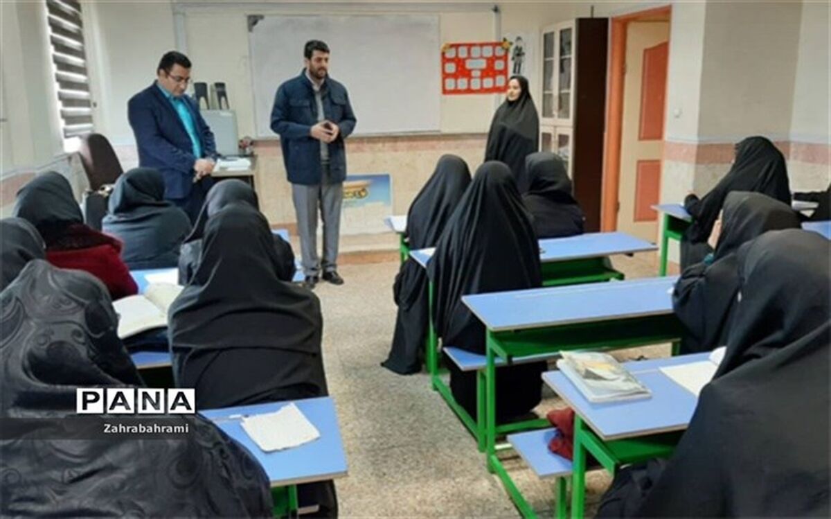 آغازدوره های توانمندسازی و مهارت افزایی نیروی انسانی حق التدریس نهضت سواد آموزی در پاکدشت