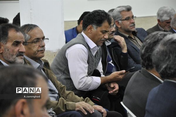 دورهمی فرهنگیان شاغل و بازنشسته رضوانشهر