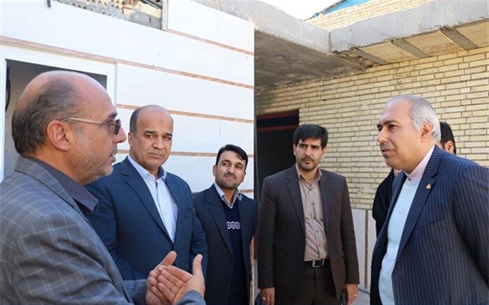 بازدید فرماندار اشکذر از دو طرح اشتغال زایی