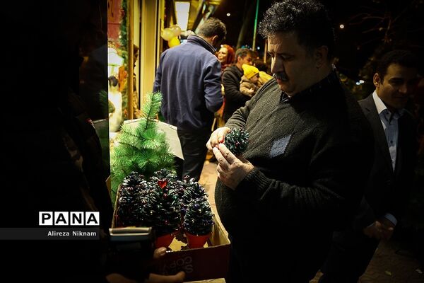 حال و هوای کریسمس در تهران