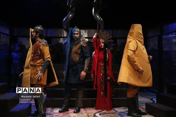 اجرای نمایش «سوگ جامه»