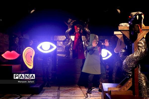 اجرای نمایش «سوگ جامه»