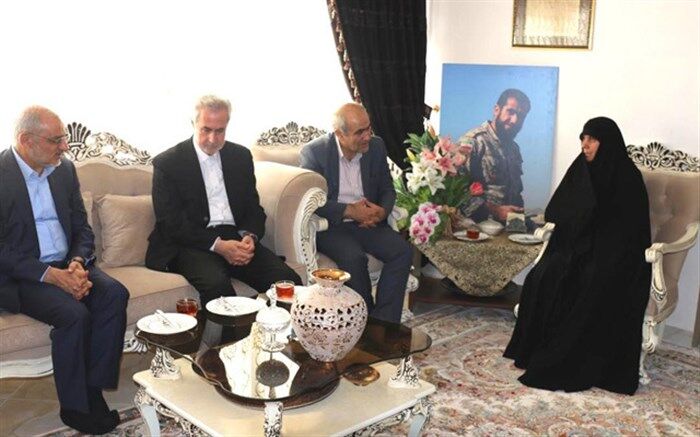 در سند تحول بنیادین مهم ترین کارکرد آموزش و پرورش به سمت تربیت کردن است