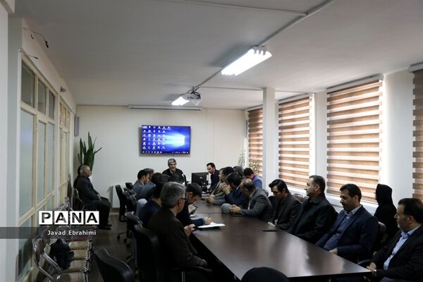 جلسه هم اندیشی کارکنان حوزه معاونت پرورشی آموزش و پرورش خراسان رضوی