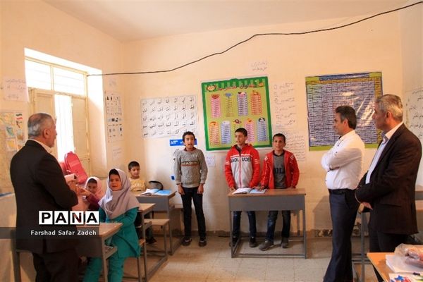 بازدید مدیرآموزش و پرورش عشایر خورستان از مدارس عشایری شهرستان باغملک