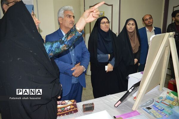 همایش گرامیداشت هفته پژوهش درشهرستان فیروزکوه